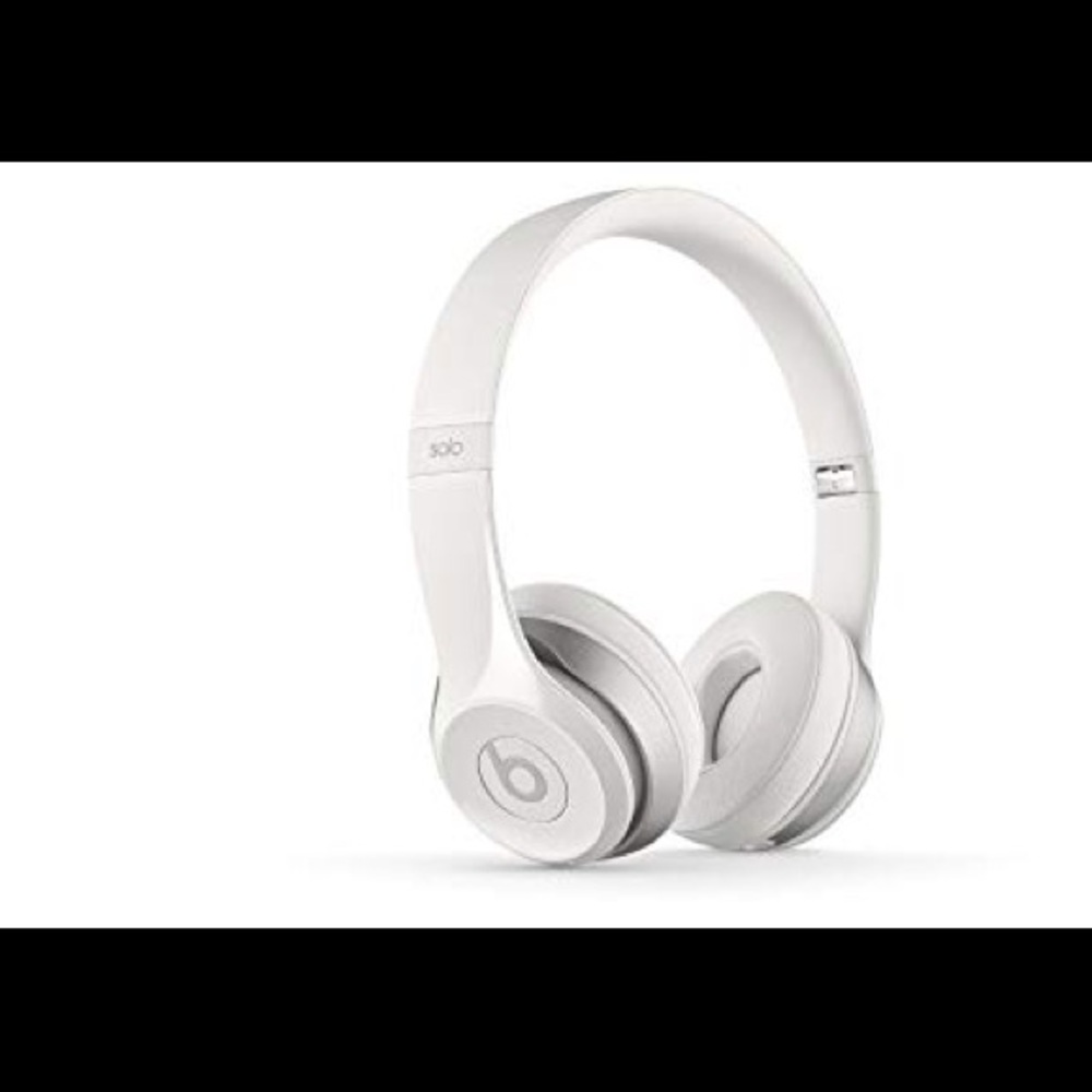 Beats Solo Wireless Headphones in White